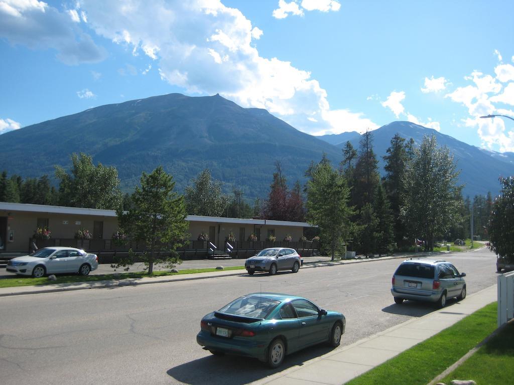 Four Cedars Accommodation Jasper Exterior foto